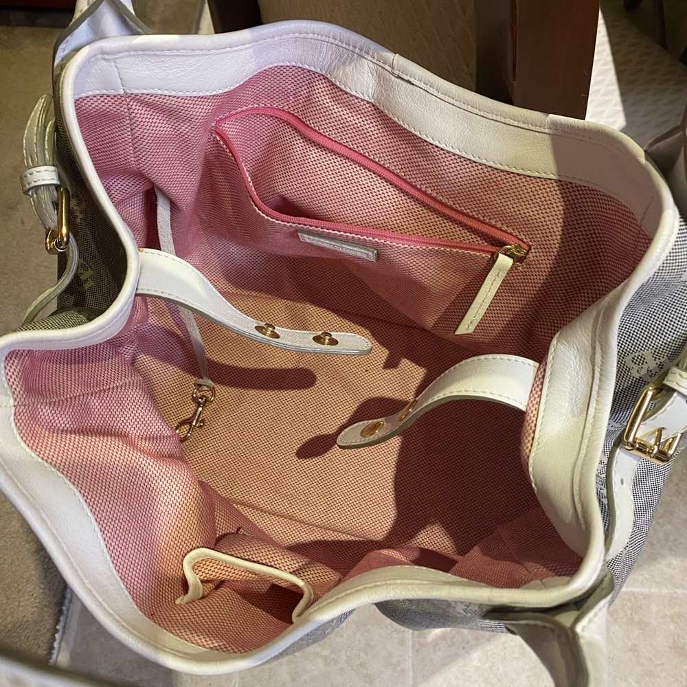 Dooney & Bourke Hobo Bag - Picture 3 of 13